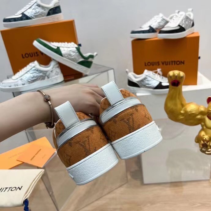 Louis Vuitton Trainer Men Shoes Coffee - Image 5