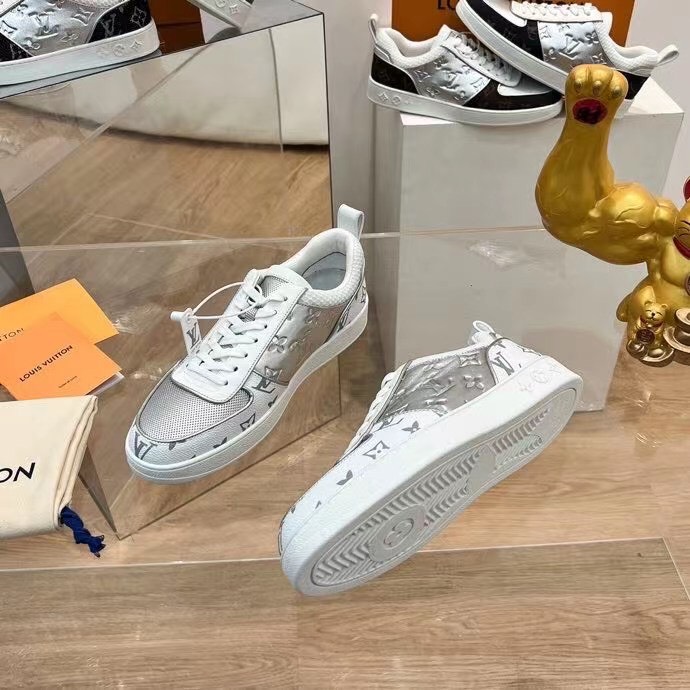 Louis Vuitton Trainer Men Shoes - Image 6