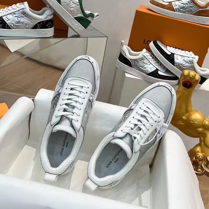 Louis Vuitton Trainer Men Shoes - Image 8