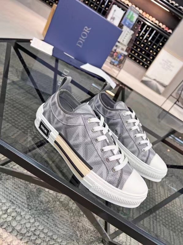Dior Low Top Sneaker Unisex - Image 4