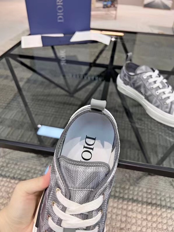 Dior Low Top Sneaker Unisex - Image 8