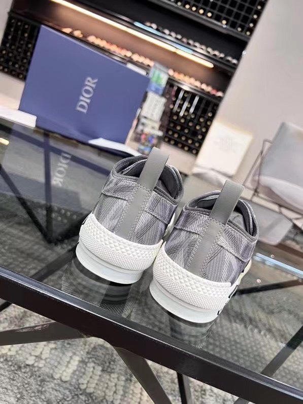Dior Low Top Sneaker Unisex - Image 10