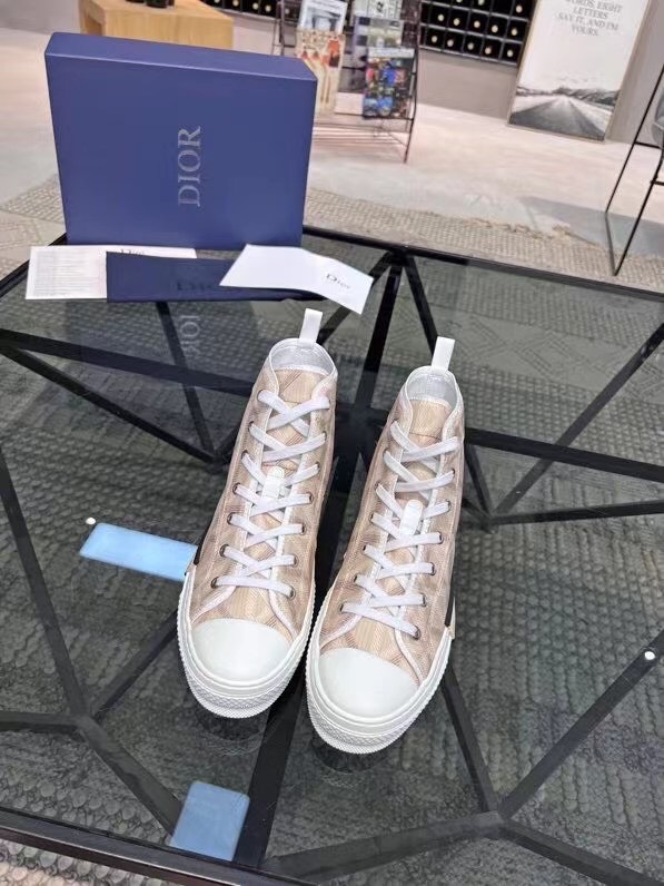 Dior Hight Top Sneaker Unisex - Image 3