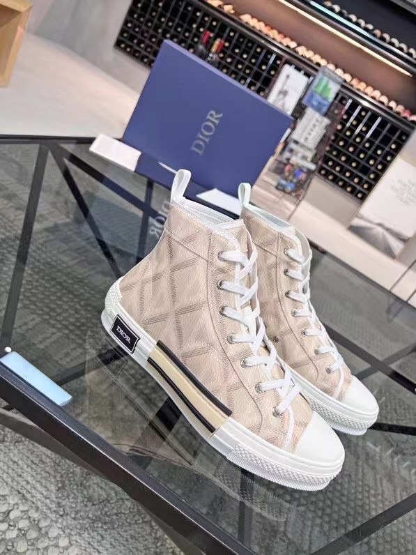 Dior Hight Top Sneaker Unisex - Image 4