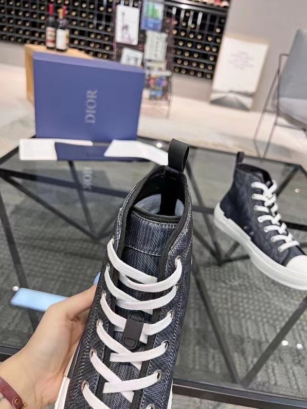 Dior Hight Top Sneaker Unisex - Image 8
