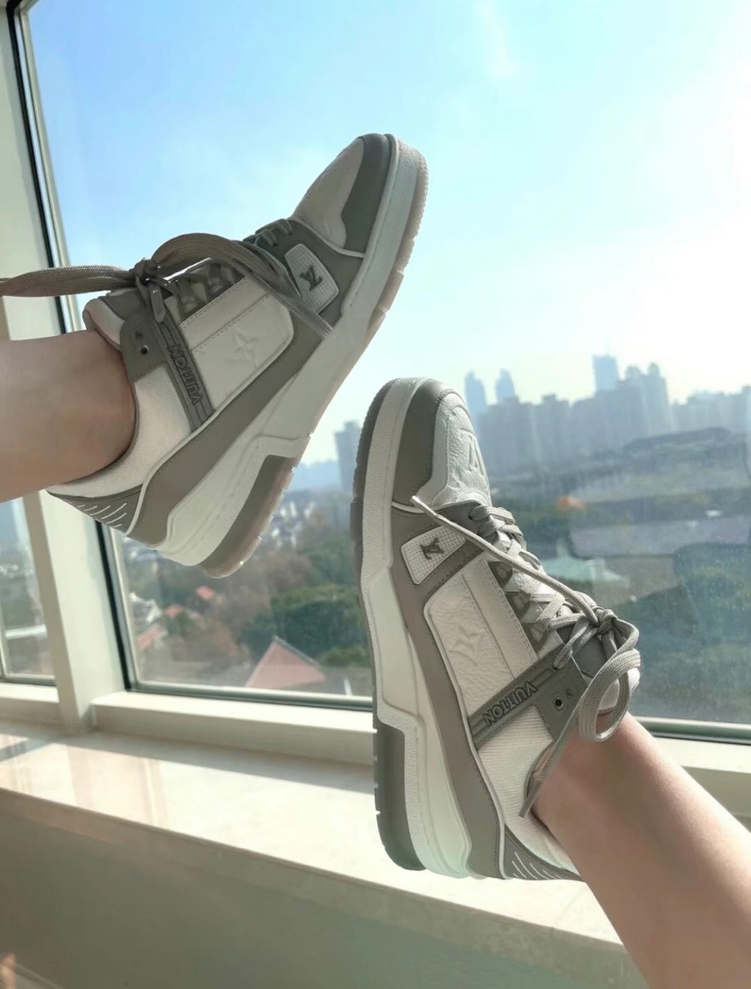 Louis Vuitton Trainer Shoes - Image 9