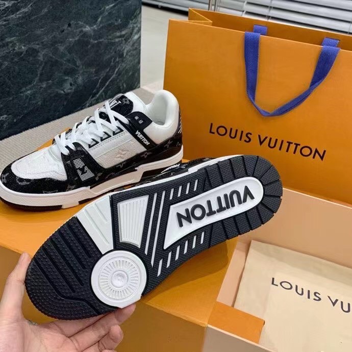 Louis Vuitton Trainer Shoes - Image 2