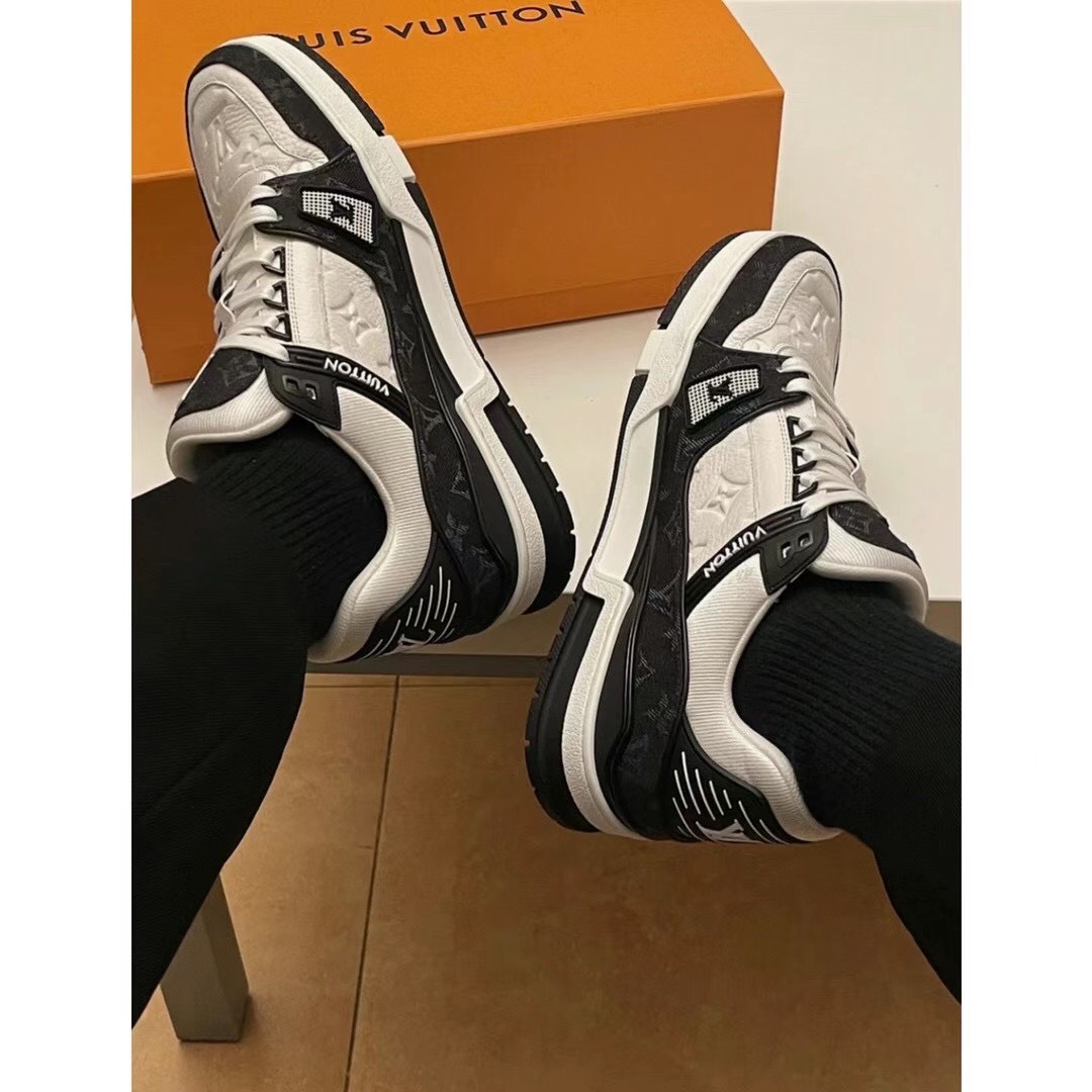Louis Vuitton Trainer Shoes - Image 8