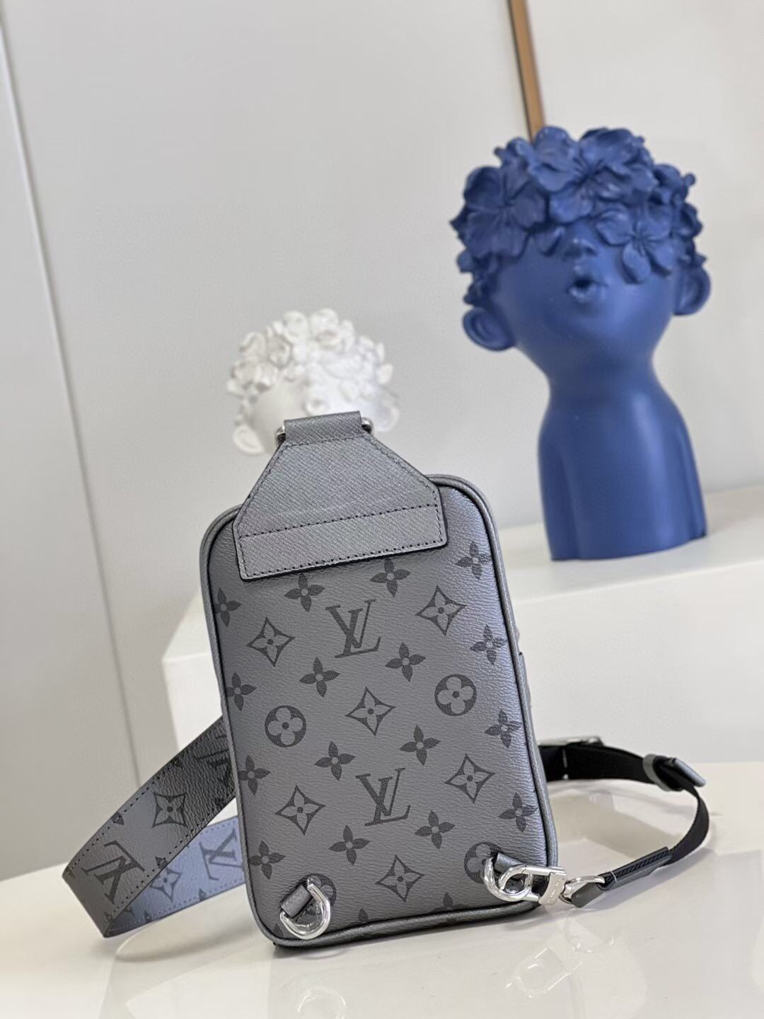 Louis Vuitton Monogram Taigarama M30833 - AlimorLuxury