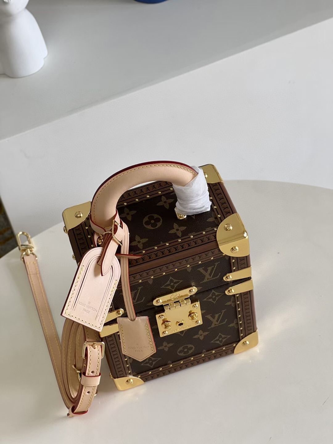 Louis Vuitton The Camera Box M10079 AlimorLuxury