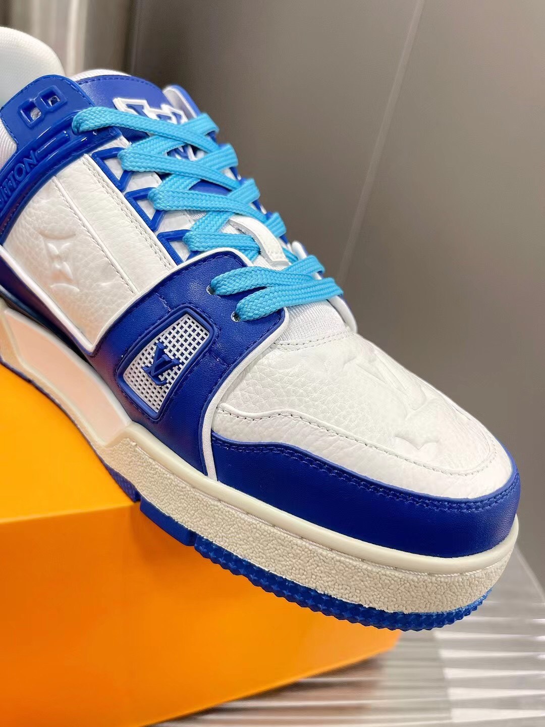 LV TRAINER SNEAKER X LV VIRGIL ABLOH - Image 3