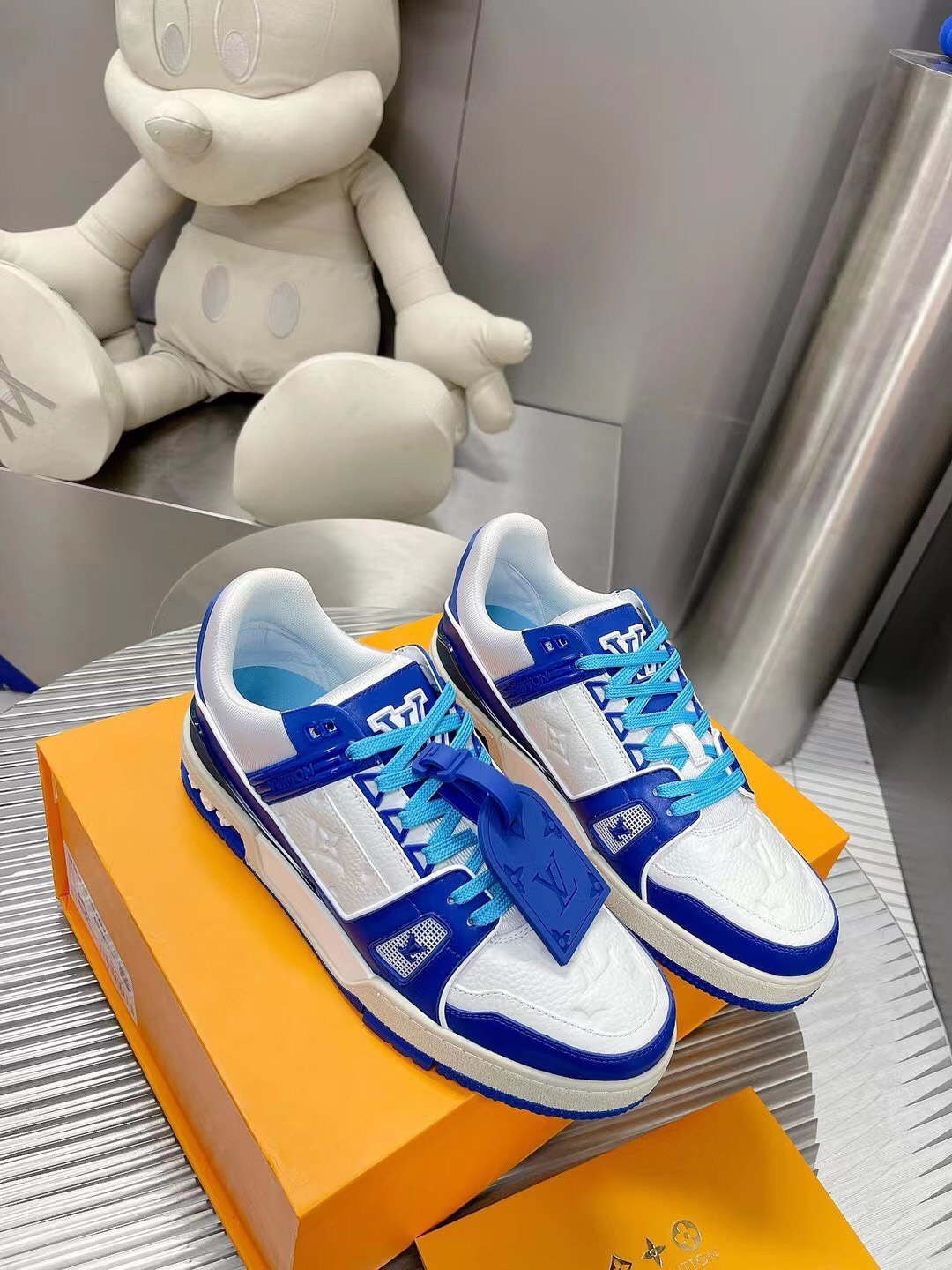 LV TRAINER SNEAKER X LV VIRGIL ABLOH - Image 7
