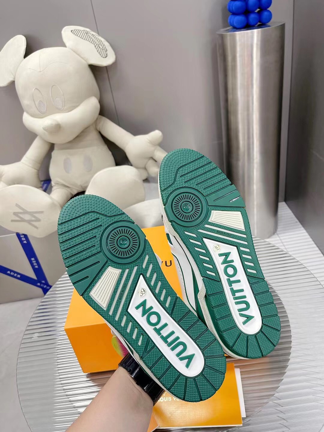 LV TRAINER SNEAKER X LV VIRGIL ABLOH - Image 2