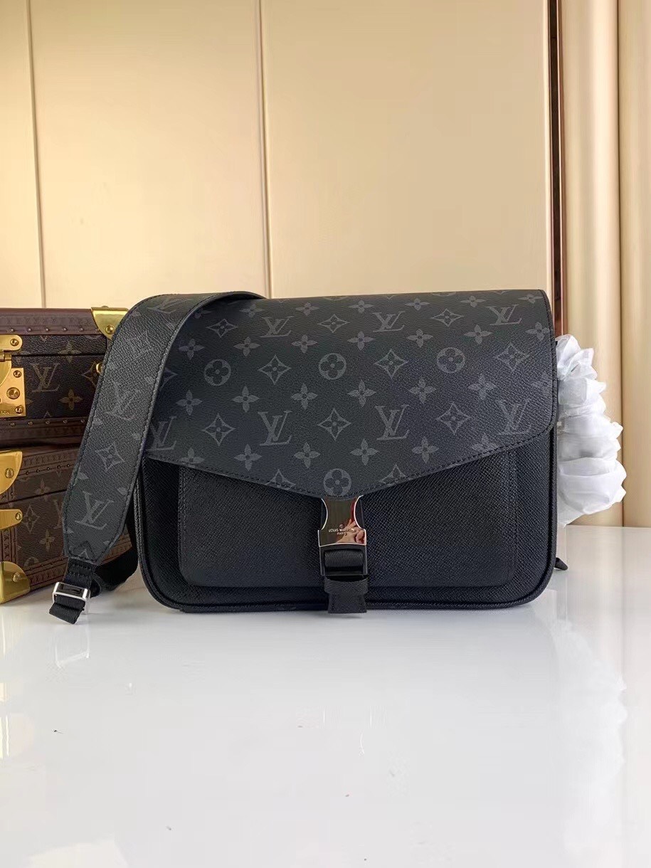 Louis Vuitton Tairagama M30746 - Replica Bags and Shoes online Store ...