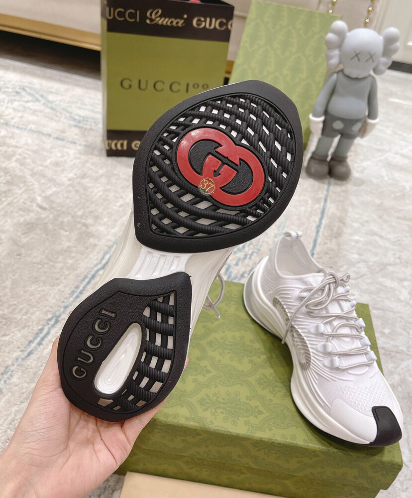 Gucci Unisex Run Sneaker - Image 10