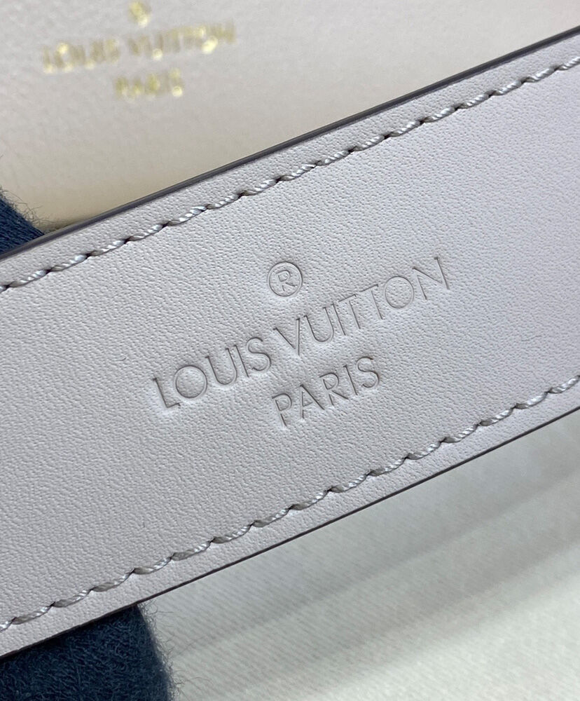Louis Vuitton On My Side PM M57728 M57729 - Image 8