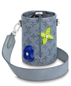 Louis Vuitton Chalk Pouch