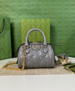 Gucci GG Matelasse Leather