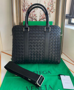 Bottega Veneta Slim Classic