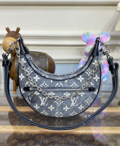 Louis Vuitton Loop M21752