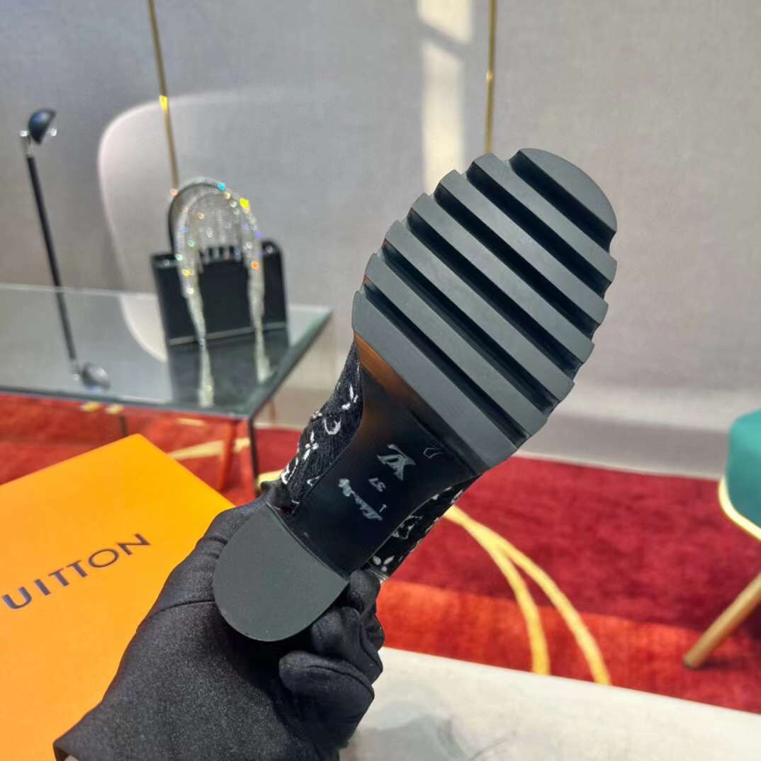 Louis Vuitton Star Trail Monogram Boots - Image 3