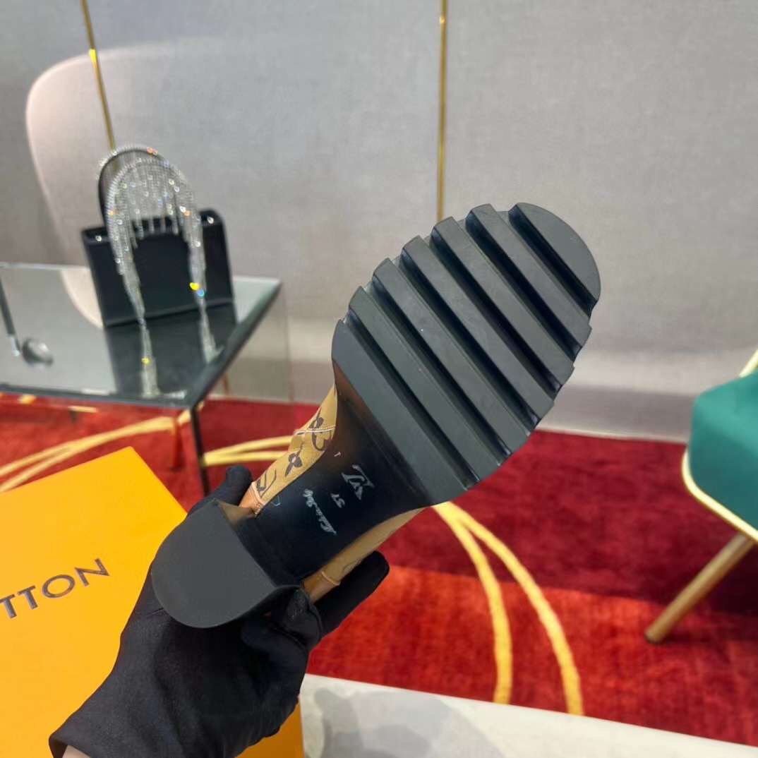 Louis Vuitton Star Trail Monogram Boots - Image 3