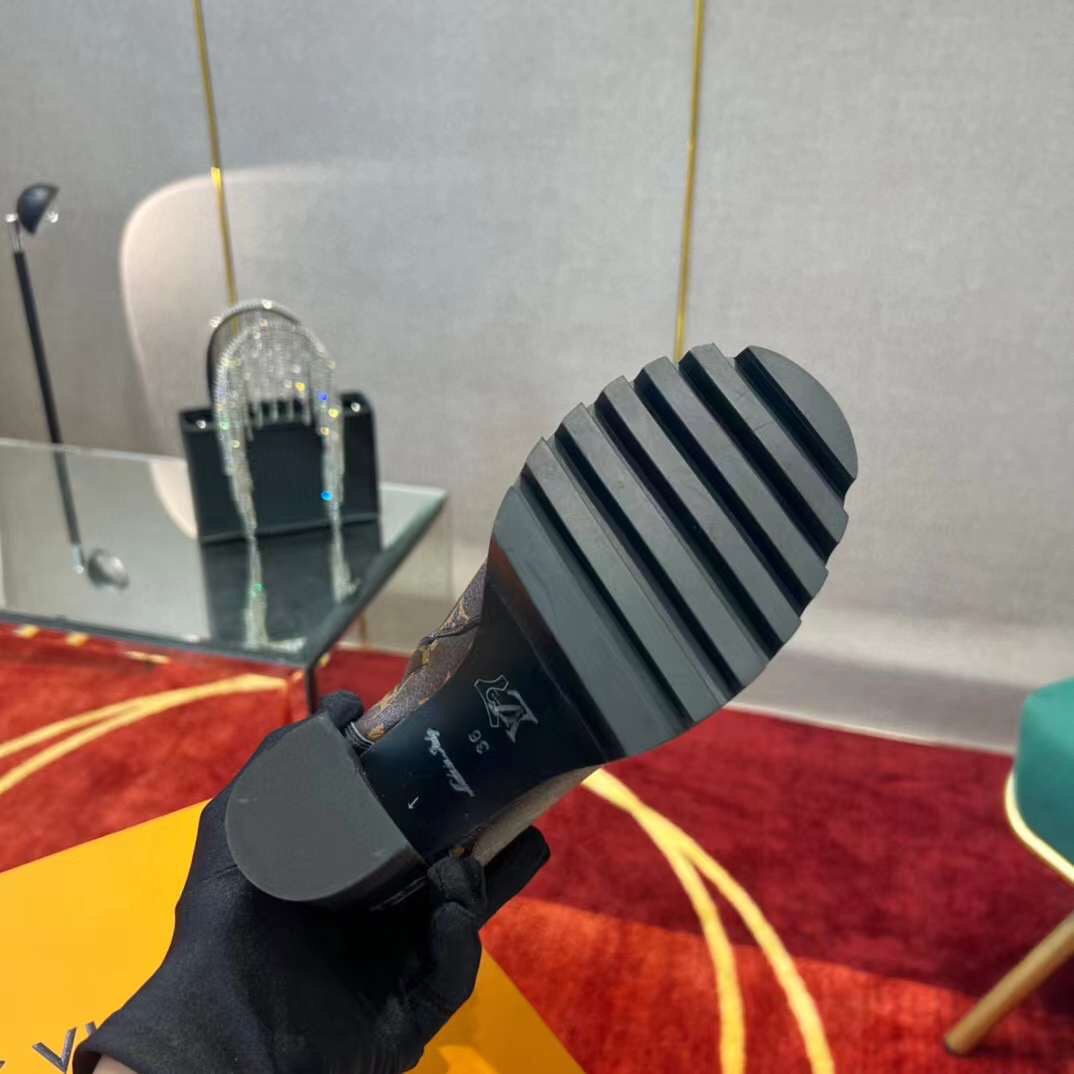 Louis Vuitton Star Trail Monogram Boots - Image 5