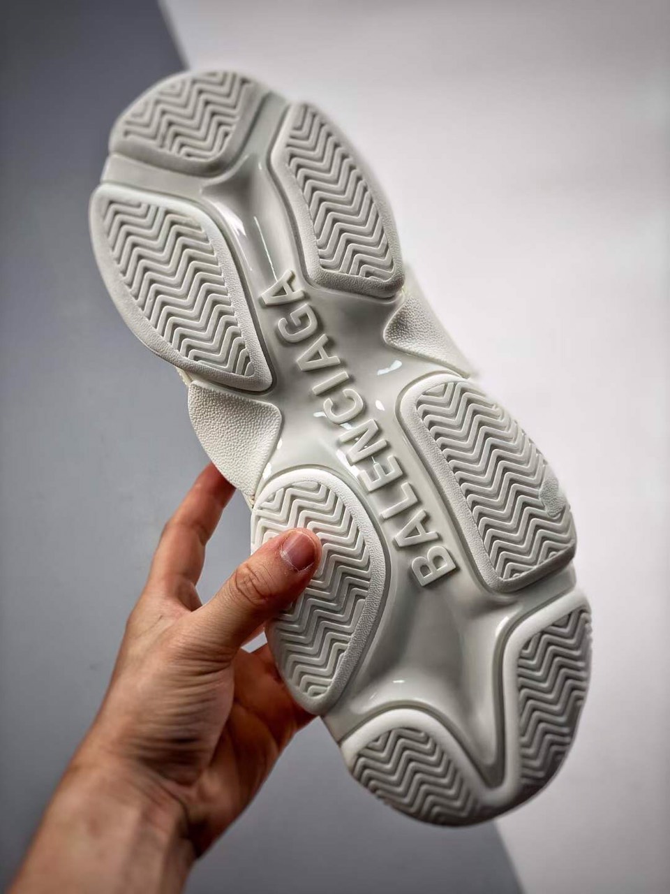 Balenciaga Unisex Tripple S Logo Shoes - Image 4