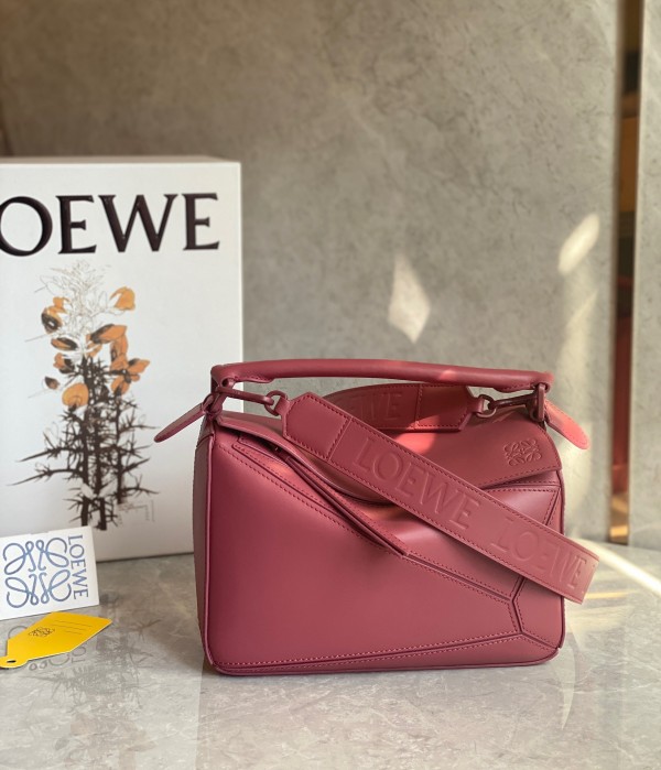 Loewe Puzzle Small Bag In Plumrose Satin Calfskin - Image 2