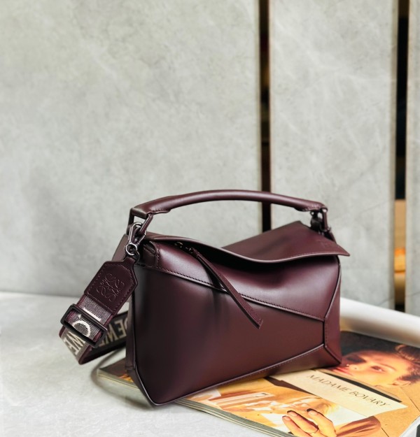 Loewe Puzzle Small Bag In Burgundy Satin Calfskin - Image 2