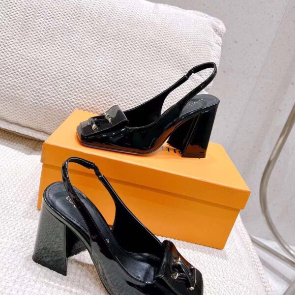 Louis Vuitton Logo LV