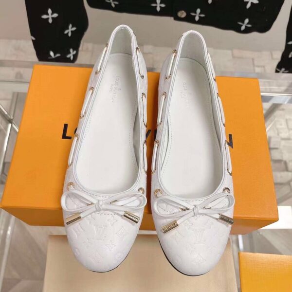 Louis Vuitton Logo Shoes