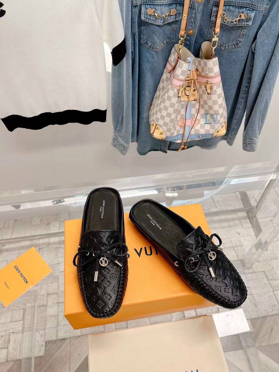 holographic louis vuitton shoes