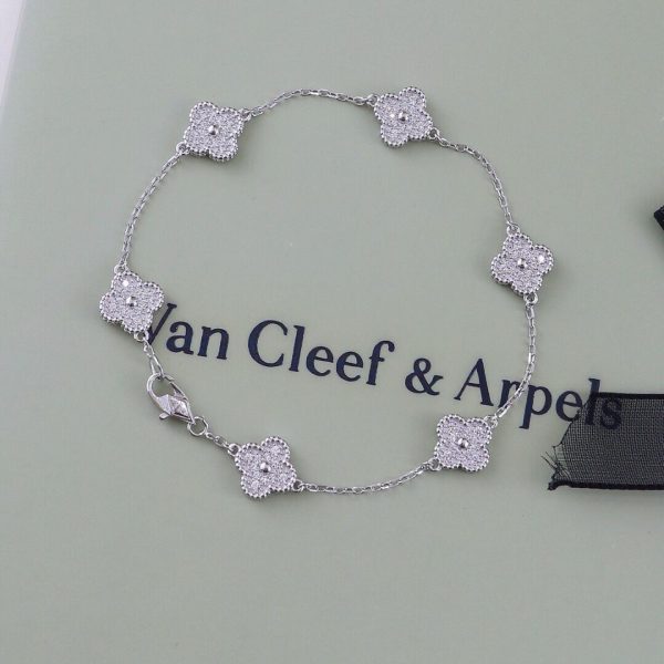 VCA bracelet - 6 Motif vcajw724-mn