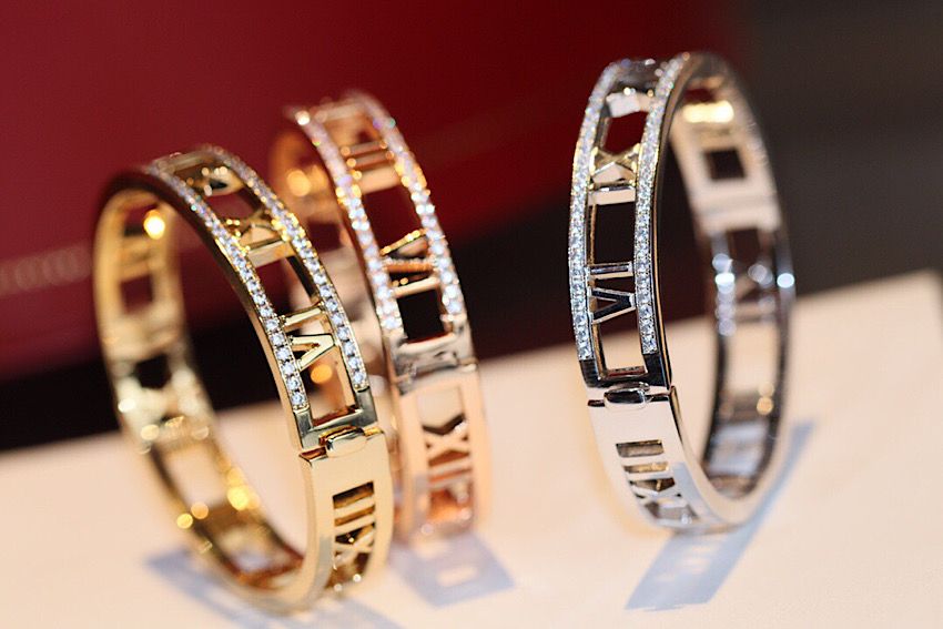 Tiffany n Co. bangle - Atlas Roman Numeral tifjw300-zq - Image 2