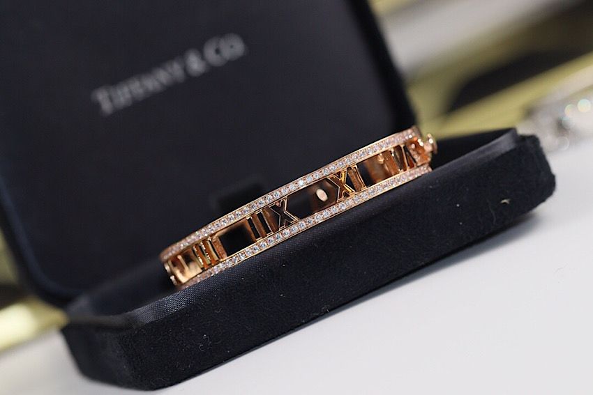 Tiffany n Co. bangle - Atlas Roman Numeral tifjw300-zq - Image 8