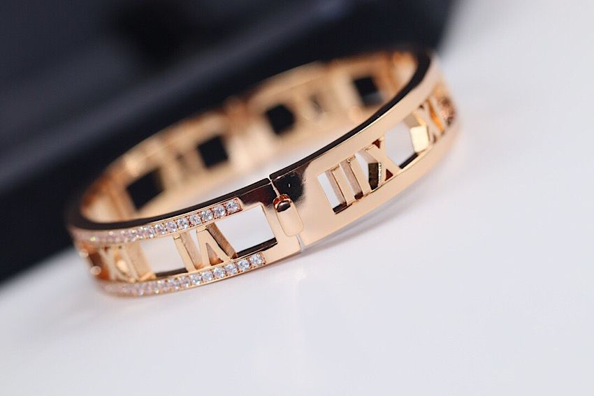 Tiffany n Co. bangle - Atlas Roman Numeral tifjw300-zq - Image 9