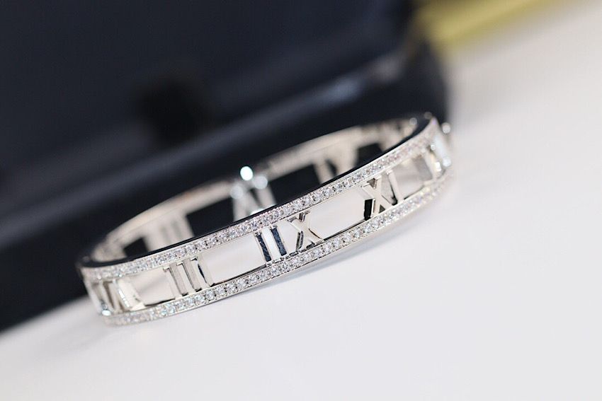 Tiffany n Co. bangle - Atlas Roman Numeral tifjw300-zq - Image 10
