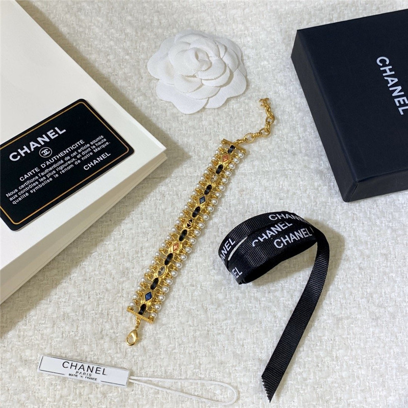 Chanel pearl bracelet - Image 3