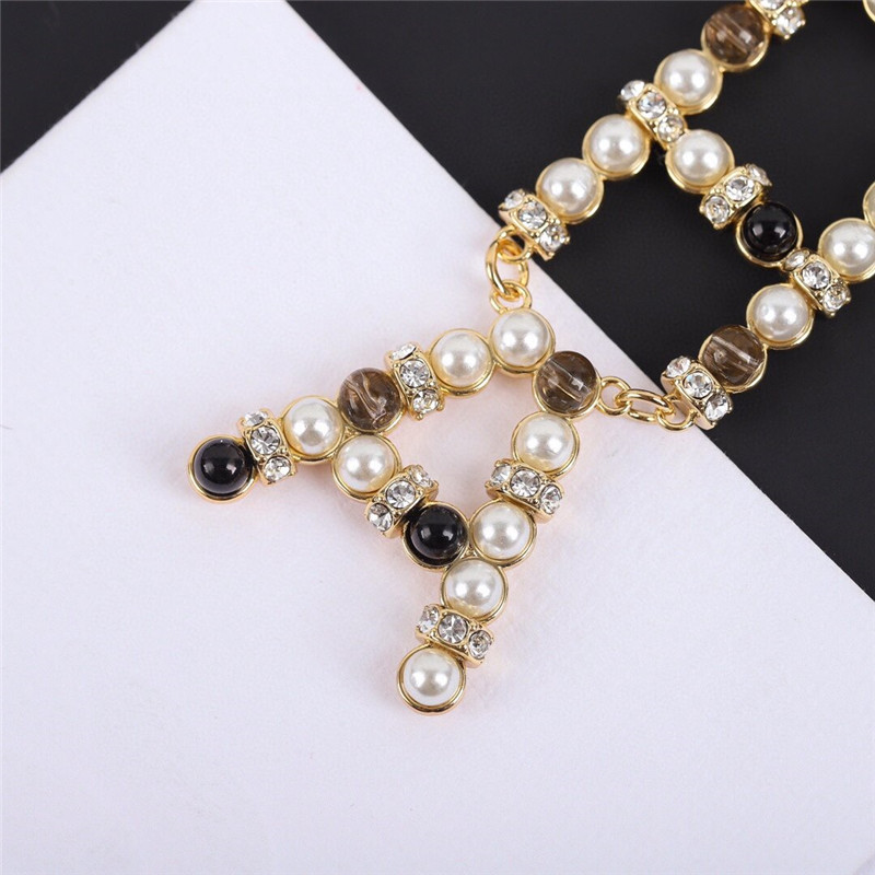 chanel letter earrings replica - Image 5