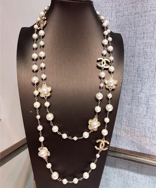 Chanel sweater necklace