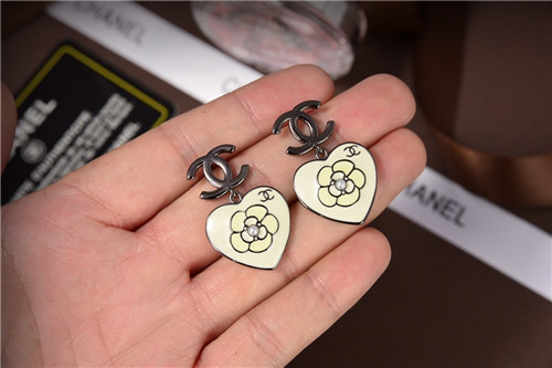 Chanel earrings - Image 2