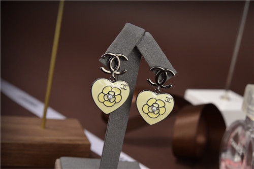 Chanel earrings - Image 3