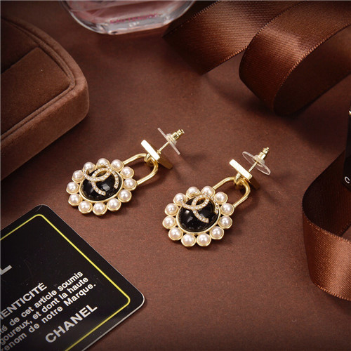 chanel earrings - Image 6