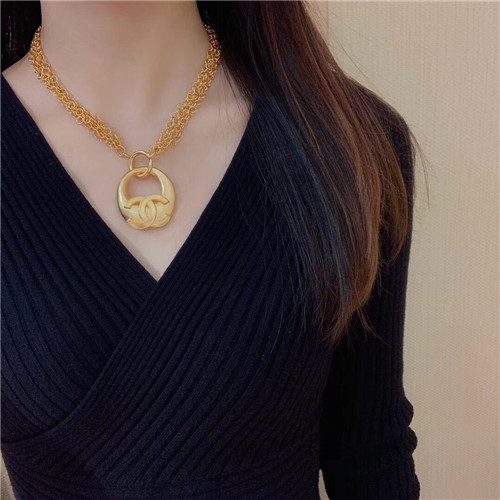 chanel necklace - Image 2