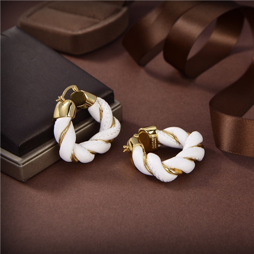 bottega veneta bv triangle earrings