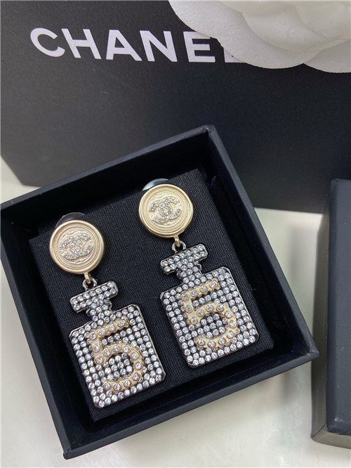 chanel earrings - Image 2