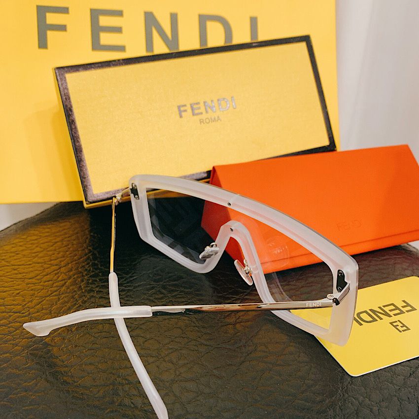 Fendi Sunglasses ffm0076g - Image 7