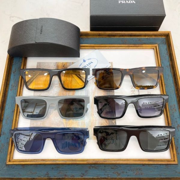 Prada Sunglasses SPR 19W-F