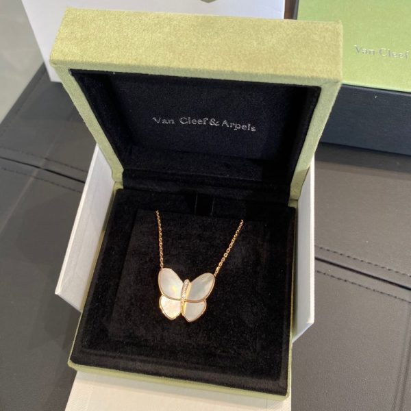 VCA necklace vcajw1037b-zq